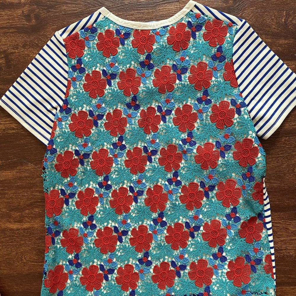 Draper James Nautical blue & white t-shirt w colorful crochet detailing on back